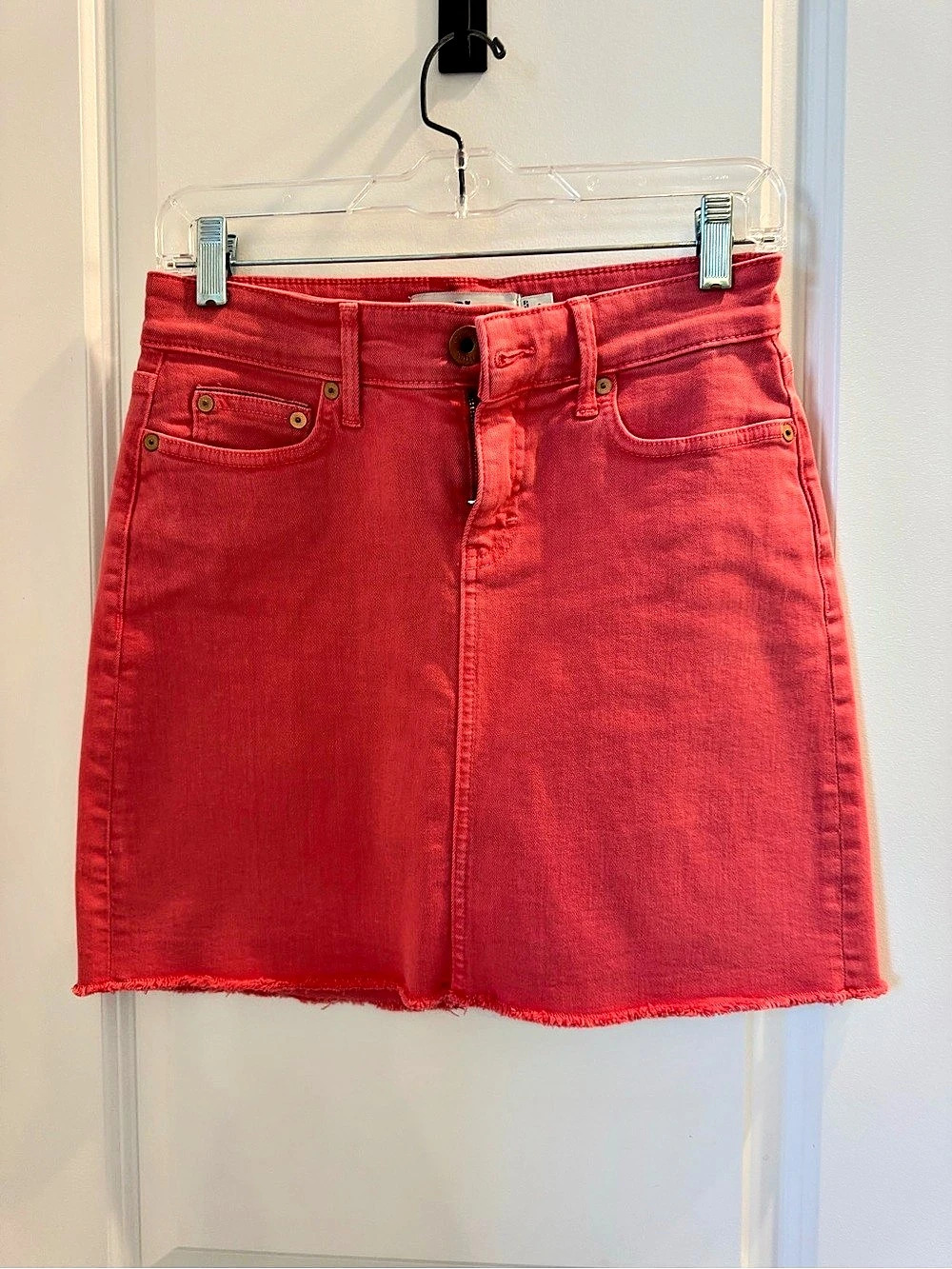 Vineyard Vines Raw Edge Denim Skirt Dusty Pink Size 2